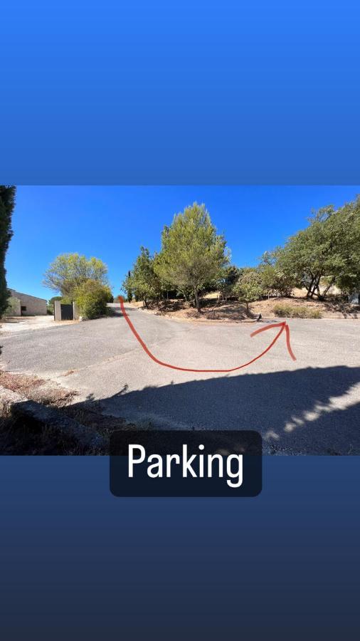 Apartment Avec Terrasse Arboree Proche Lourmarin *
